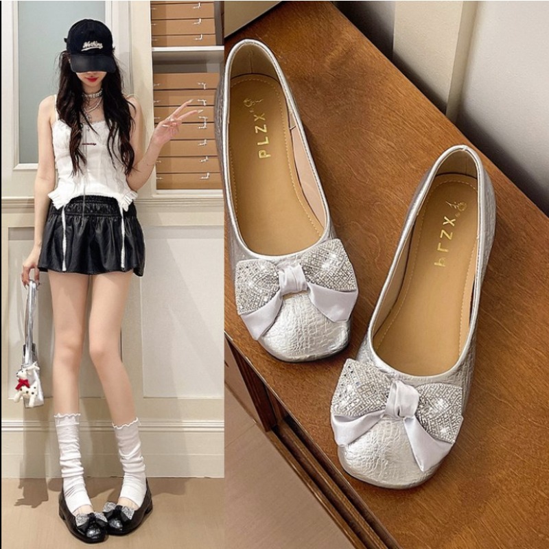 أحذية نسائية بكعب منخفض، موكاس - مراجعة Summer Clothing Trends For Women 2026 وسعره