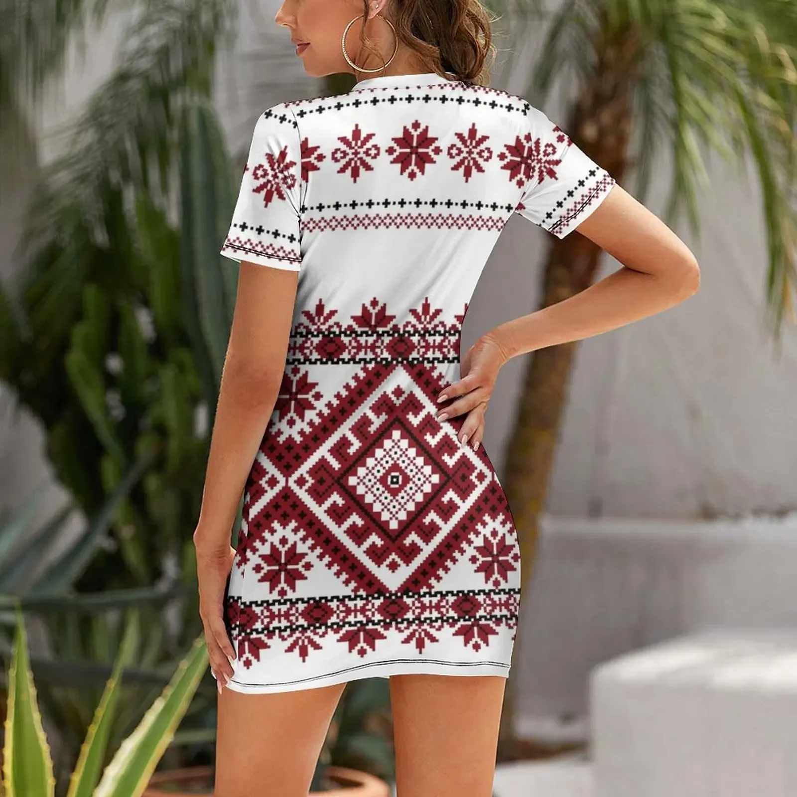 فستان بأكمام قصيرة بتصميم روما - مراجعة Summer Clothing Trends For Women 2026 وسعره