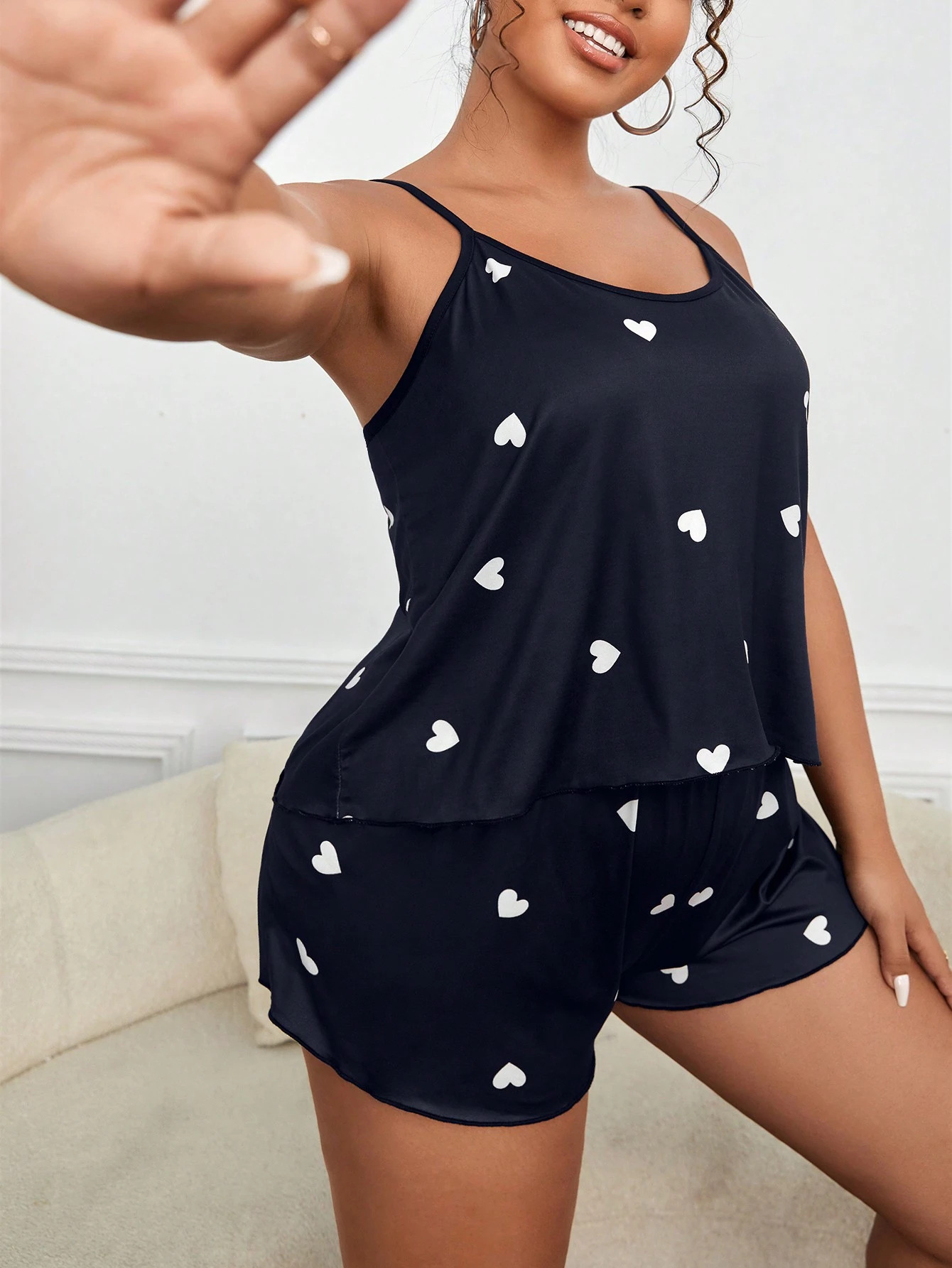 طقم بيجامة نسائي من قطعتين، مل - مراجعة Summer Clothing Clearance وسعره